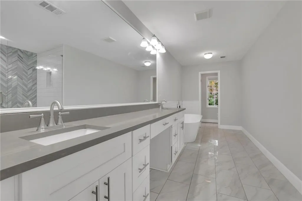 Upscale Spa En-Suite Primary Bath