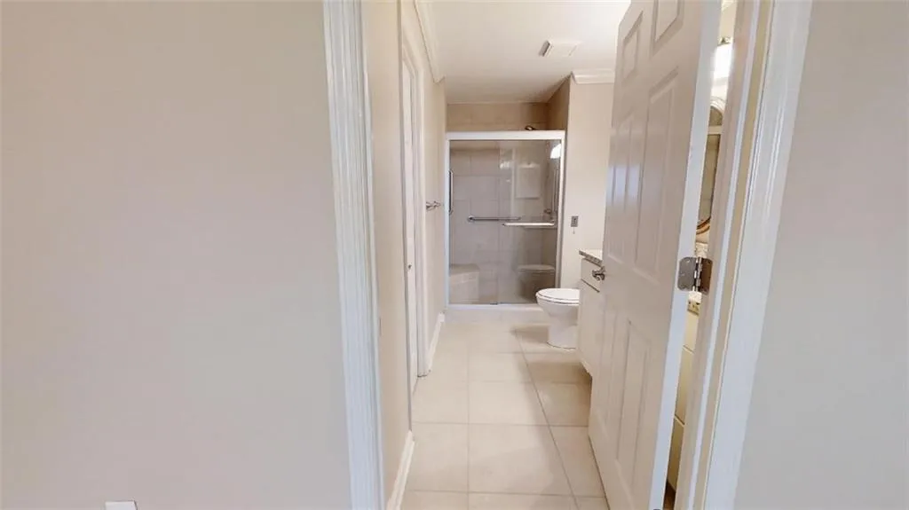 300 Johnson Ferry Road Ne Unit B712, Sandy Springs, Georgia 30328, 1 Bedroom Bedrooms, ,1 BathroomBathrooms,Residential,Sold,300 Johnson Ferry Road Ne Unit B712,7201269
