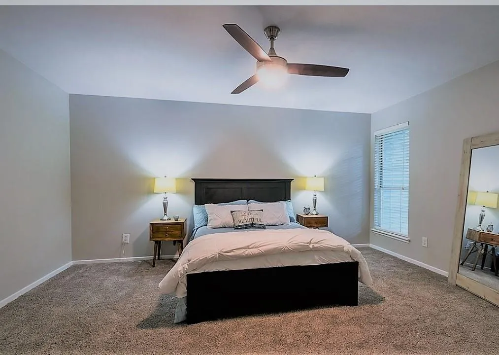 6824 Glenridge Drive Ne Unit E, Sandy Springs, Georgia 30328, 2 Bedrooms Bedrooms, ,2 BathroomsBathrooms,Residential,Sold,6824 Glenridge Drive Ne Unit E,6732000