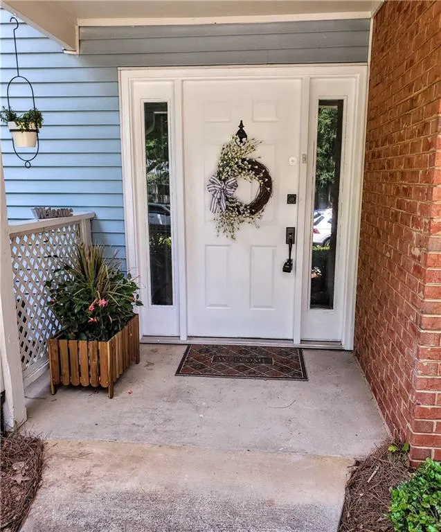 6824 Glenridge Drive Ne Unit E, Sandy Springs, Georgia 30328, 2 Bedrooms Bedrooms, ,2 BathroomsBathrooms,Residential,Sold,6824 Glenridge Drive Ne Unit E,6732000