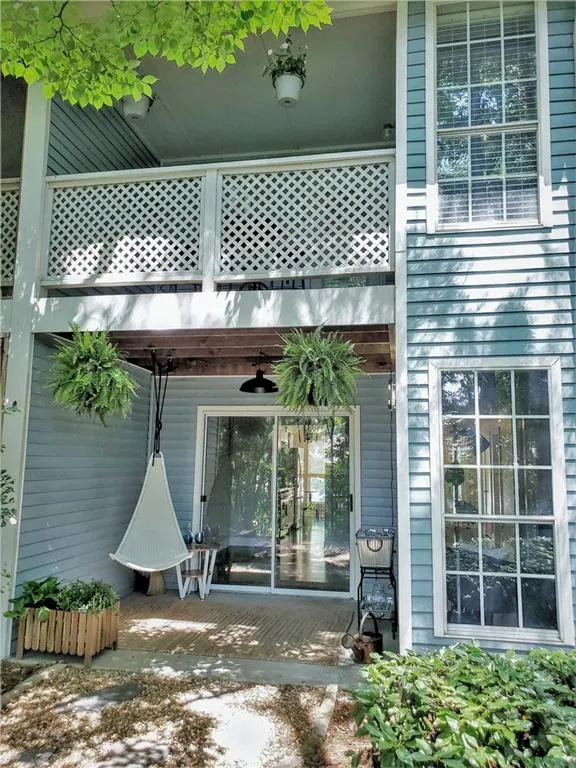 6824 Glenridge Drive Ne Unit E, Sandy Springs, Georgia 30328, 2 Bedrooms Bedrooms, ,2 BathroomsBathrooms,Residential,Sold,6824 Glenridge Drive Ne Unit E,6732000