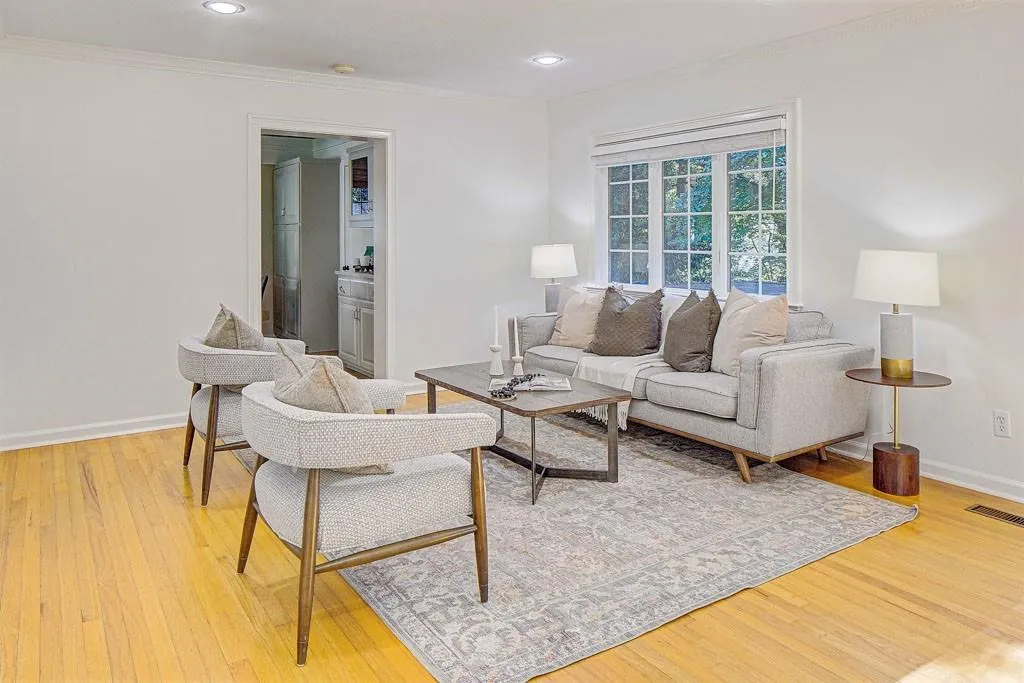2493 Parkdale Place Ne, Atlanta, Georgia 30305, 3 Bedrooms Bedrooms, ,2 BathroomsBathrooms,Residential,For Sale,2493 Parkdale Place Ne,7644722