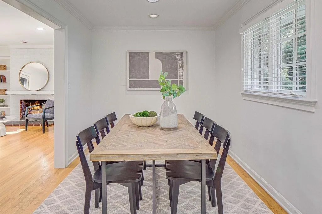2493 Parkdale Place Ne, Atlanta, Georgia 30305, 3 Bedrooms Bedrooms, ,2 BathroomsBathrooms,Residential,For Sale,2493 Parkdale Place Ne,7644722