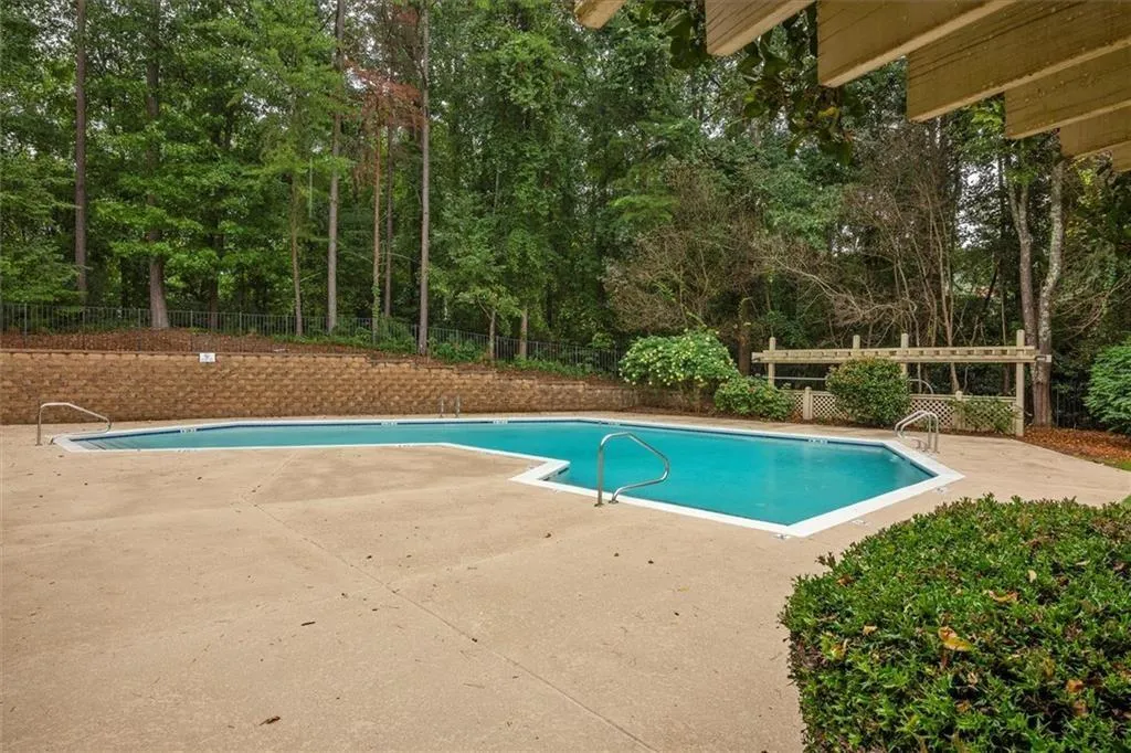 1205 Woodcliff Drive, Sandy Springs, Georgia 30350, 2 Bedrooms Bedrooms, ,2 BathroomsBathrooms,Residential,Sold,1205 Woodcliff Drive,6832494