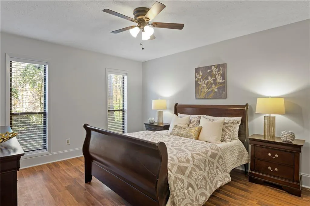 1205 Woodcliff Drive, Sandy Springs, Georgia 30350, 2 Bedrooms Bedrooms, ,2 BathroomsBathrooms,Residential,Sold,1205 Woodcliff Drive,6832494