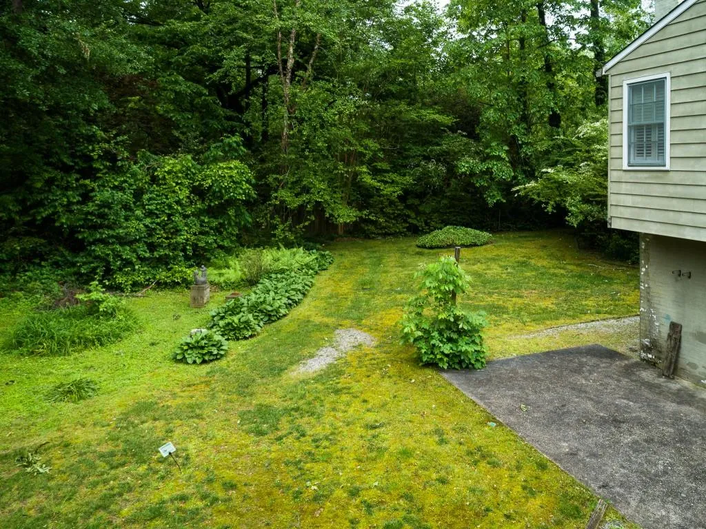 425 Old Creek Road, Atlanta, Georgia 30342, 3 Bedrooms Bedrooms, ,2 BathroomsBathrooms,Residential,Sold,425 Old Creek Road,7215420
