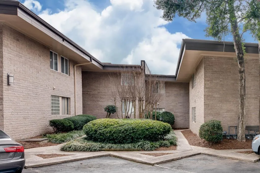 346 Carpenter Drive Unit 75, Sandy Springs, Georgia 30328, 2 Bedrooms Bedrooms, ,2 BathroomsBathrooms,Residential,Sold,346 Carpenter Drive Unit 75,6981656