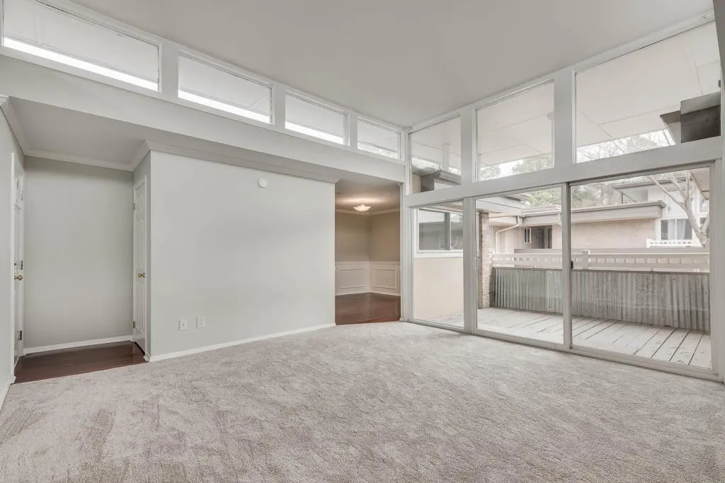 346 Carpenter Drive Unit 75, Sandy Springs, Georgia 30328, 2 Bedrooms Bedrooms, ,2 BathroomsBathrooms,Residential,Sold,346 Carpenter Drive Unit 75,6981656