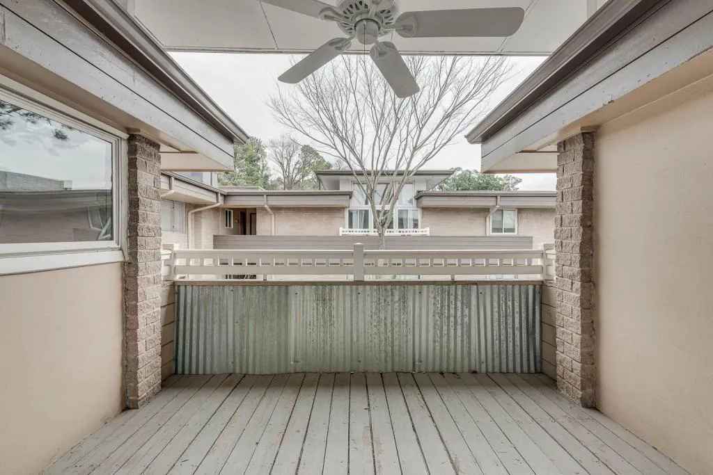 346 Carpenter Drive Unit 75, Sandy Springs, Georgia 30328, 2 Bedrooms Bedrooms, ,2 BathroomsBathrooms,Residential,Sold,346 Carpenter Drive Unit 75,6981656