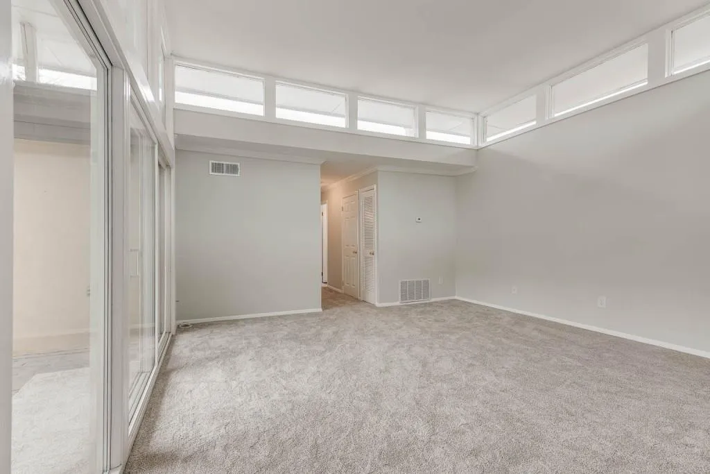 346 Carpenter Drive Unit 75, Sandy Springs, Georgia 30328, 2 Bedrooms Bedrooms, ,2 BathroomsBathrooms,Residential,Sold,346 Carpenter Drive Unit 75,6981656