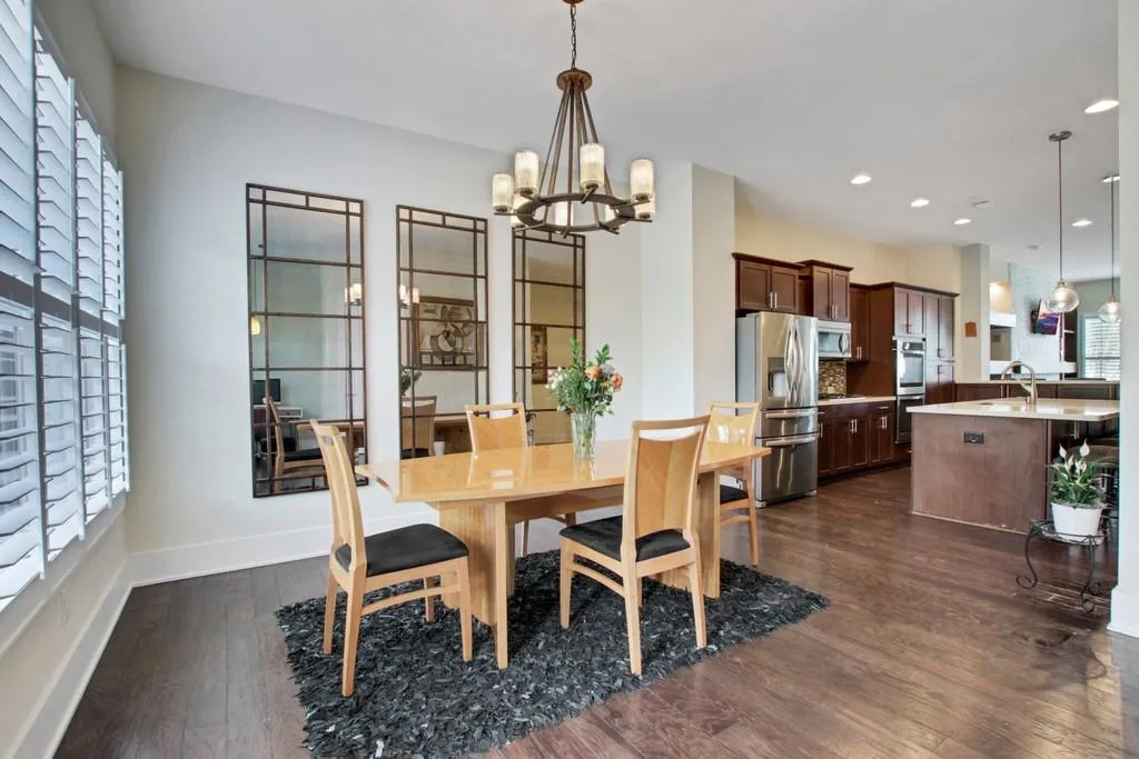 309 Alderwood Lane, Atlanta, Georgia 30328, 3 Bedrooms Bedrooms, ,3 BathroomsBathrooms,Residential,Sold,309 Alderwood Lane,6733328