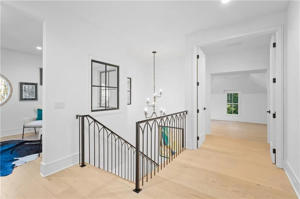 60 Old Vermont Place, Atlanta, Georgia 30328, 5 Bedrooms Bedrooms, ,5 BathroomsBathrooms,Residential,Sold,60 Old Vermont Place,7062571