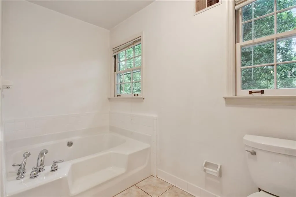 234 Devonwood Drive, Sandy Springs, Georgia 30328, 4 Bedrooms Bedrooms, ,2 BathroomsBathrooms,Residential,Sold,234 Devonwood Drive,6943995
