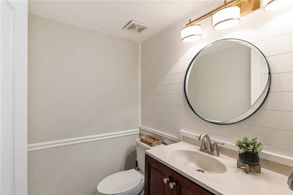 7114 Stonington Drive, Atlanta, Georgia 30328, 3 Bedrooms Bedrooms, ,2 BathroomsBathrooms,Residential,Sold,7114 Stonington Drive,7525786