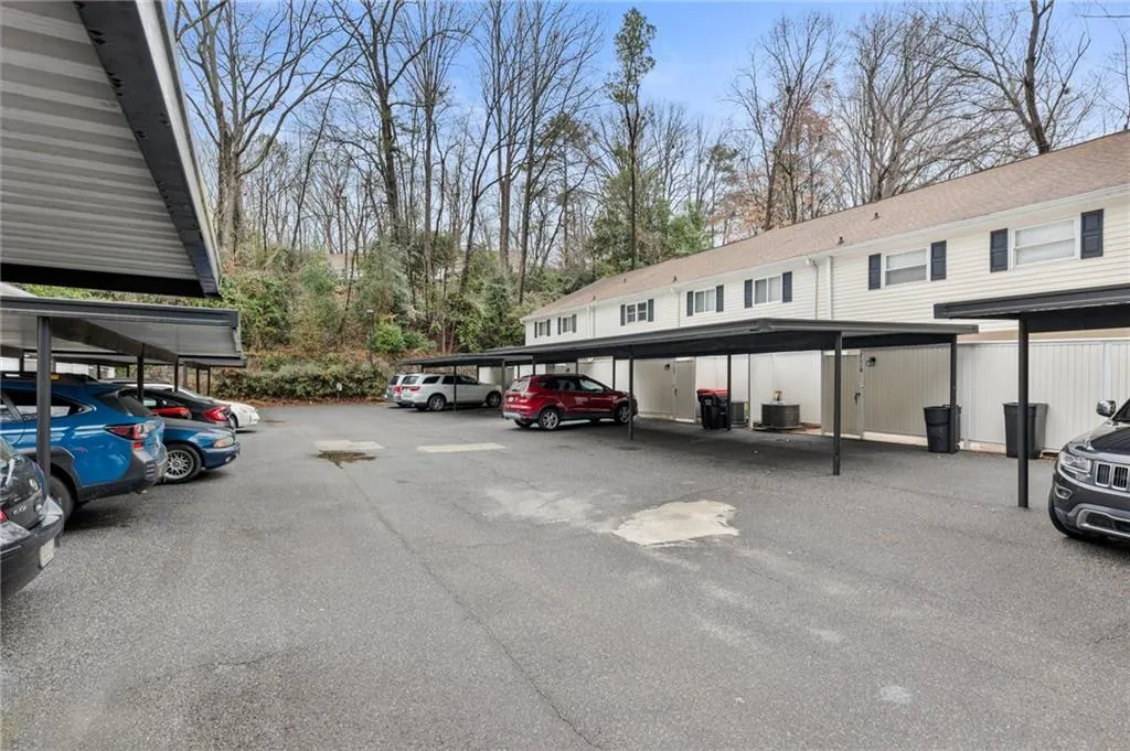 7114 Stonington Drive, Atlanta, Georgia 30328, 3 Bedrooms Bedrooms, ,2 BathroomsBathrooms,Residential,Sold,7114 Stonington Drive,7525786
