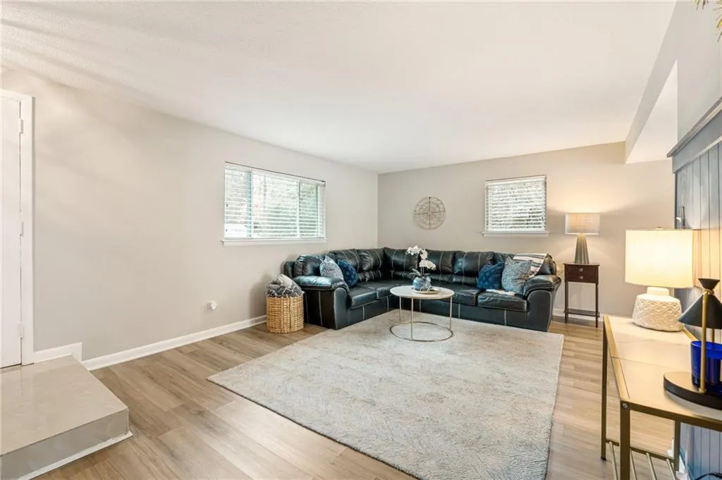 7114 Stonington Drive, Atlanta, Georgia 30328, 3 Bedrooms Bedrooms, ,2 BathroomsBathrooms,Residential,Sold,7114 Stonington Drive,7525786