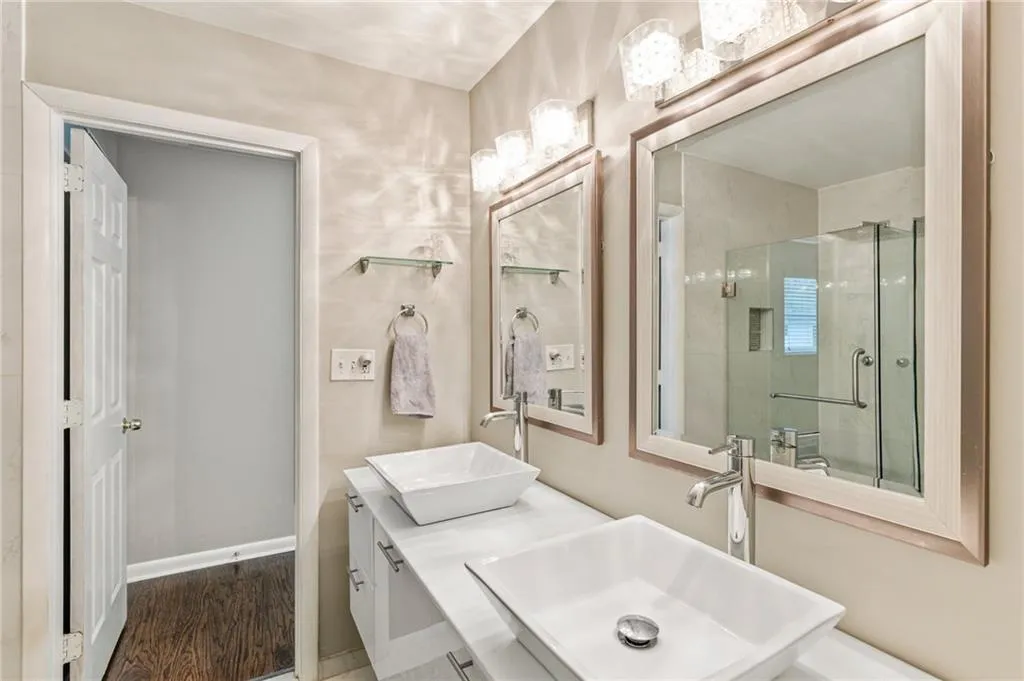 7114 Stonington Drive, Atlanta, Georgia 30328, 3 Bedrooms Bedrooms, ,2 BathroomsBathrooms,Residential,Sold,7114 Stonington Drive,7525786