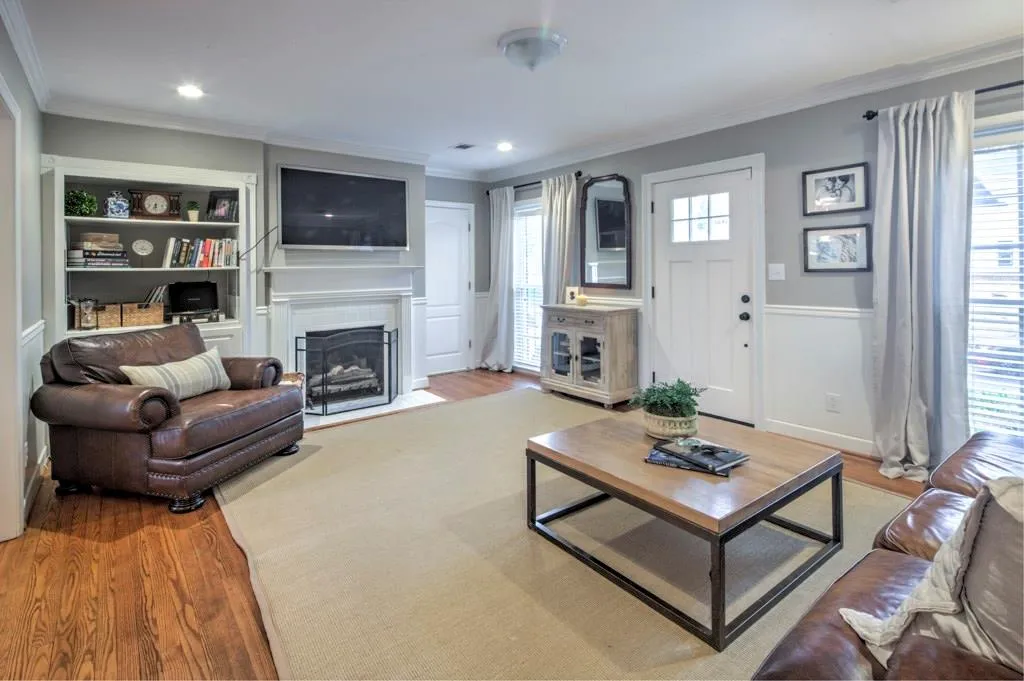 749 Darlington Circle Ne, Atlanta, Georgia 30305, 3 Bedrooms Bedrooms, ,2 BathroomsBathrooms,Residential,Sold,749 Darlington Circle Ne,5812608