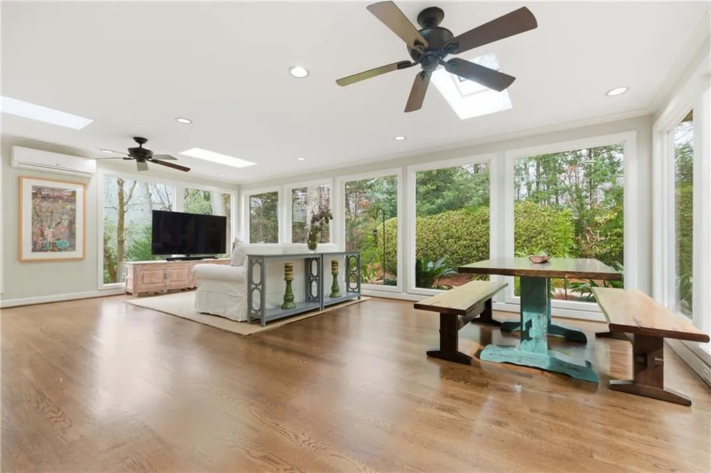 4174 Mcclatchey Circle Ne, Atlanta, Georgia 30342, 4 Bedrooms Bedrooms, 0 ,2 BathroomsBathrooms,Residential,Sold,4174 Mcclatchey Circle Ne,7723024