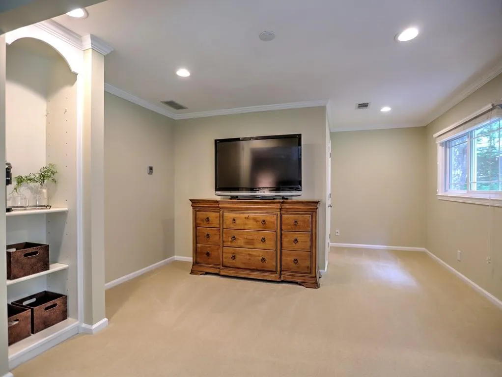 520 N Harbor Drive, Atlanta, Georgia 30328, 5 Bedrooms Bedrooms, ,3 BathroomsBathrooms,Residential,Sold,520 N Harbor Drive,6572893