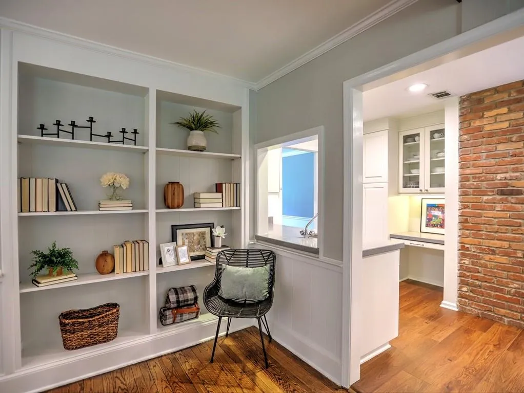 520 N Harbor Drive, Atlanta, Georgia 30328, 5 Bedrooms Bedrooms, ,3 BathroomsBathrooms,Residential,Sold,520 N Harbor Drive,6572893