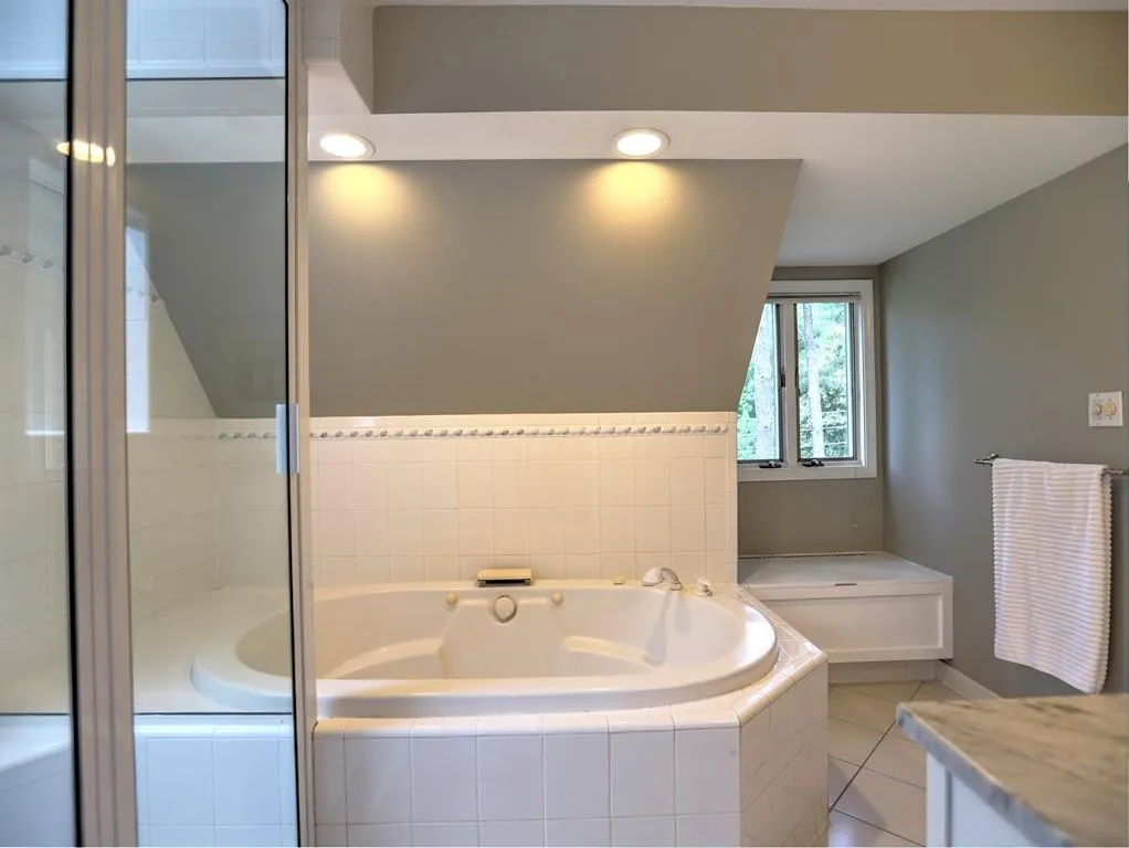 520 N Harbor Drive, Atlanta, Georgia 30328, 5 Bedrooms Bedrooms, ,3 BathroomsBathrooms,Residential,Sold,520 N Harbor Drive,6572893
