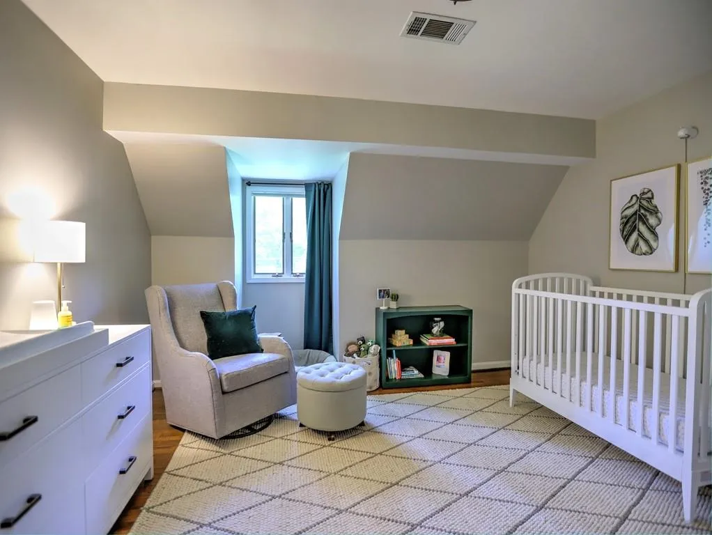 520 N Harbor Drive, Atlanta, Georgia 30328, 5 Bedrooms Bedrooms, ,3 BathroomsBathrooms,Residential,Sold,520 N Harbor Drive,6572893