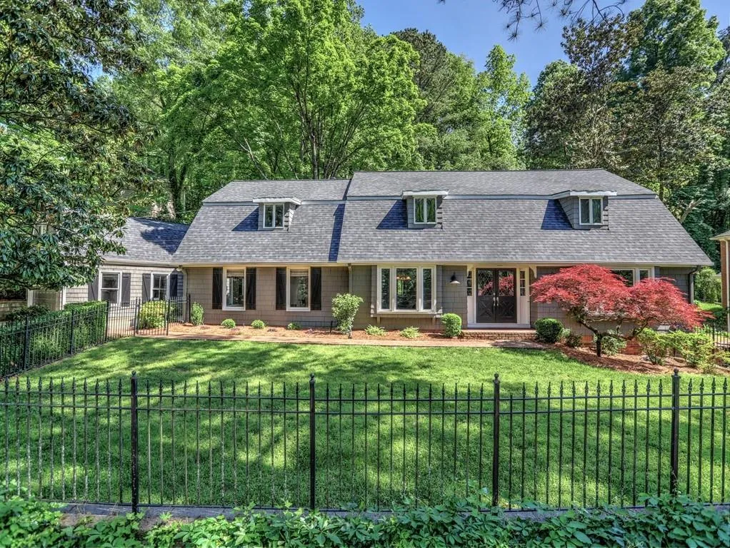 520 N Harbor Drive, Atlanta, Georgia 30328, 5 Bedrooms Bedrooms, ,3 BathroomsBathrooms,Residential,Sold,520 N Harbor Drive,6572893