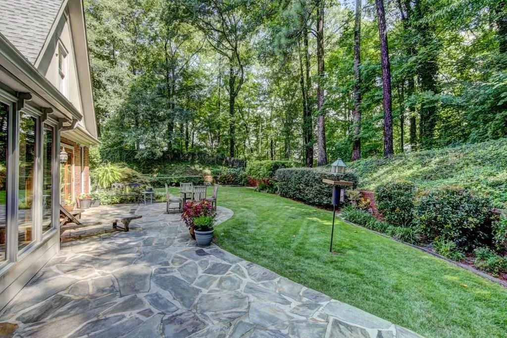 6145 River Chase Circle, Sandy Springs, Georgia 30328, 4 Bedrooms Bedrooms, ,3 BathroomsBathrooms,Residential,Sold,6145 River Chase Circle,6120783