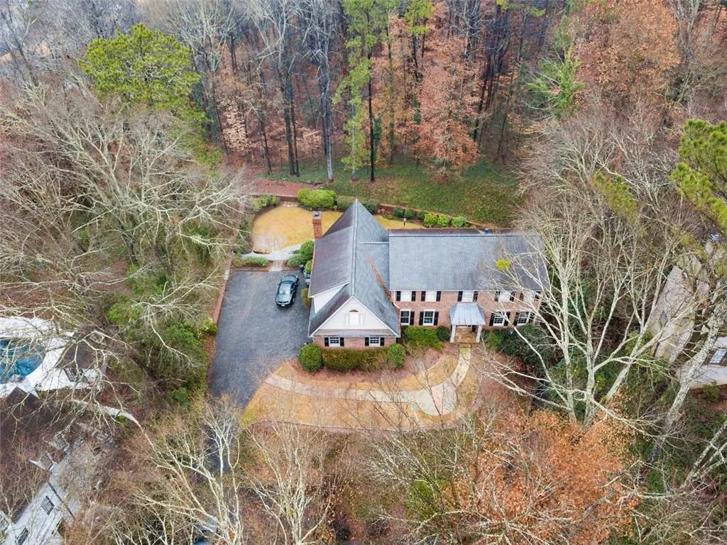 6145 River Chase Circle, Sandy Springs, Georgia 30328, 4 Bedrooms Bedrooms, ,3 BathroomsBathrooms,Residential,Sold,6145 River Chase Circle,6120783