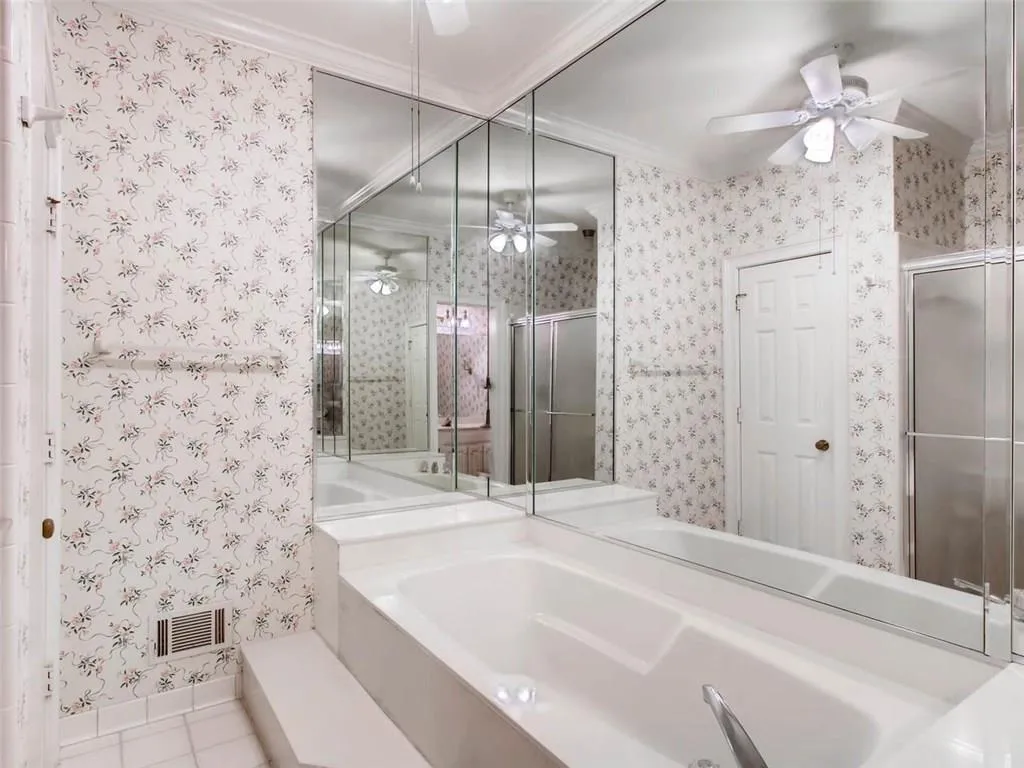 7155 Roswell Road Unit 25, Atlanta, Georgia 30328, 4 Bedrooms Bedrooms, ,3 BathroomsBathrooms,Residential,Sold,7155 Roswell Road Unit 25,5999544