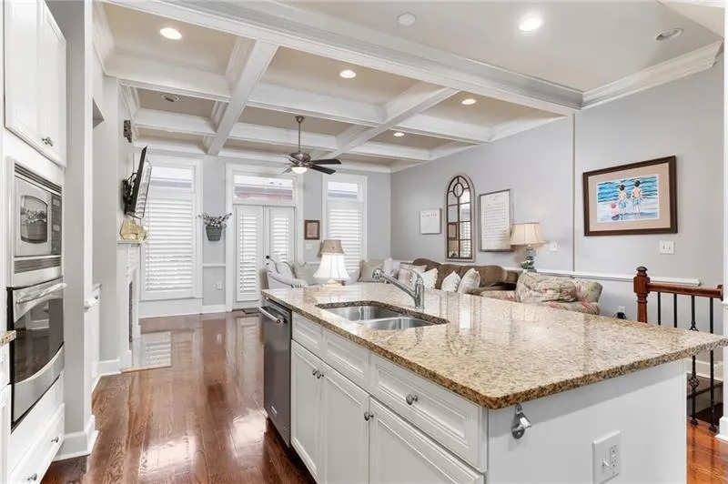 302 Rivers Gate Drive Unit 55, Atlanta, Georgia 30339, 4 Bedrooms Bedrooms, ,4 BathroomsBathrooms,Residential,Sold,302 Rivers Gate Drive Unit 55,6686335