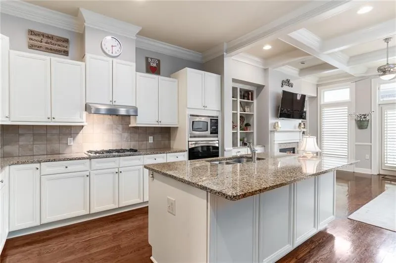 302 Rivers Gate Drive Unit 55, Atlanta, Georgia 30339, 4 Bedrooms Bedrooms, ,4 BathroomsBathrooms,Residential,Sold,302 Rivers Gate Drive Unit 55,6686335