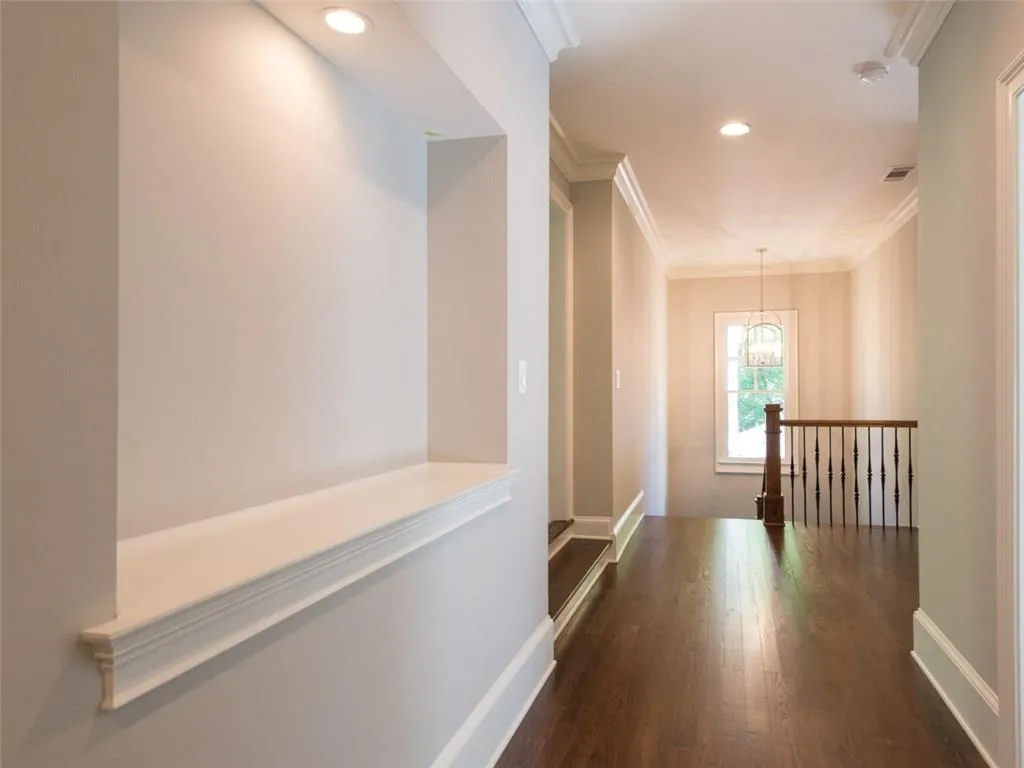 90 Mount Paran Road Ne, Sandy Springs, Georgia 30342, 5 Bedrooms Bedrooms, ,5 BathroomsBathrooms,Residential,Sold,90 Mount Paran Road Ne,5762616