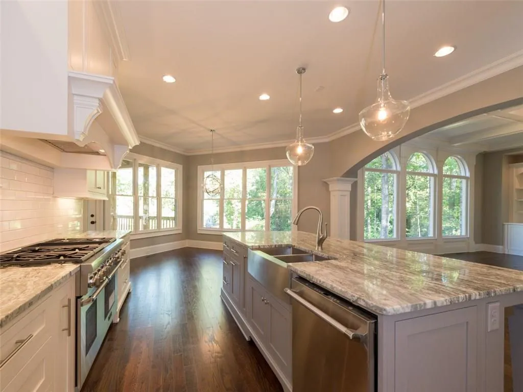 90 Mount Paran Road Ne, Sandy Springs, Georgia 30342, 5 Bedrooms Bedrooms, ,5 BathroomsBathrooms,Residential,Sold,90 Mount Paran Road Ne,5762616