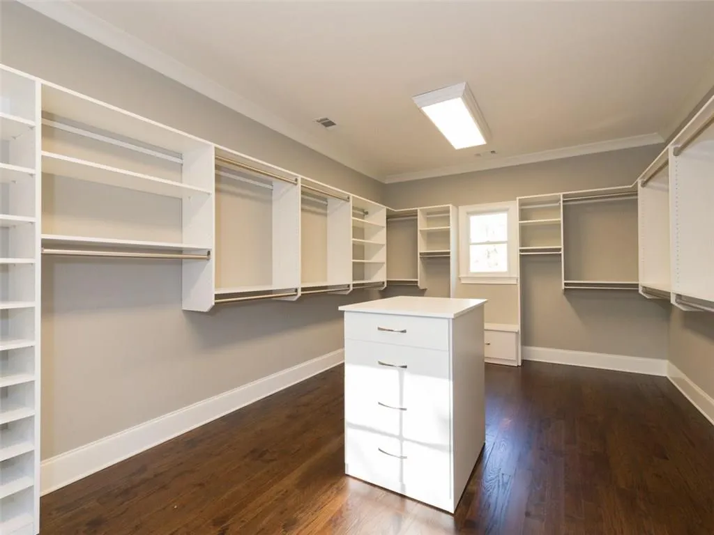 90 Mount Paran Road Ne, Sandy Springs, Georgia 30342, 5 Bedrooms Bedrooms, ,5 BathroomsBathrooms,Residential,Sold,90 Mount Paran Road Ne,5762616