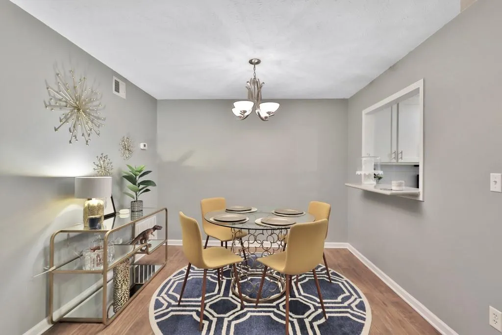 705 Woodcliff Drive, Atlanta, Georgia 30350, 1 Bedroom Bedrooms, ,1 BathroomBathrooms,Residential,Sold,705 Woodcliff Drive,6795522