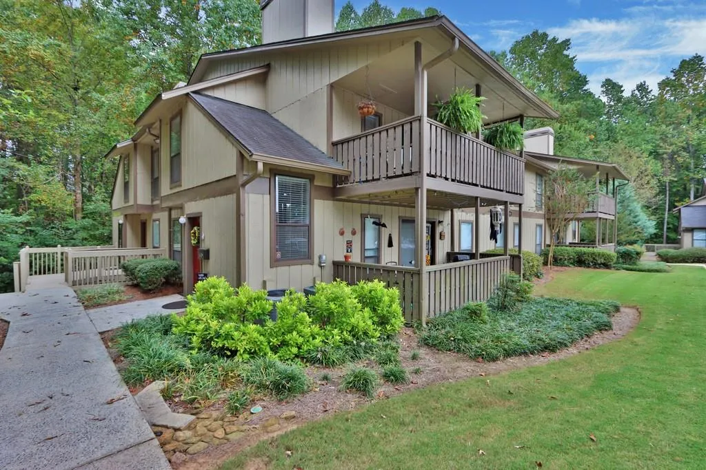 705 Woodcliff Drive, Atlanta, Georgia 30350, 1 Bedroom Bedrooms, ,1 BathroomBathrooms,Residential,Sold,705 Woodcliff Drive,6795522