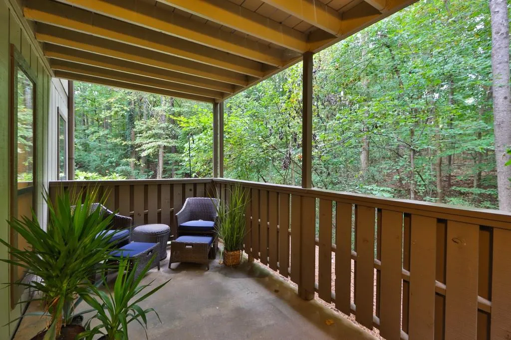 705 Woodcliff Drive, Atlanta, Georgia 30350, 1 Bedroom Bedrooms, ,1 BathroomBathrooms,Residential,Sold,705 Woodcliff Drive,6795522