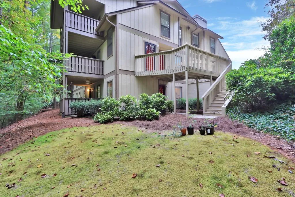705 Woodcliff Drive, Atlanta, Georgia 30350, 1 Bedroom Bedrooms, ,1 BathroomBathrooms,Residential,Sold,705 Woodcliff Drive,6795522