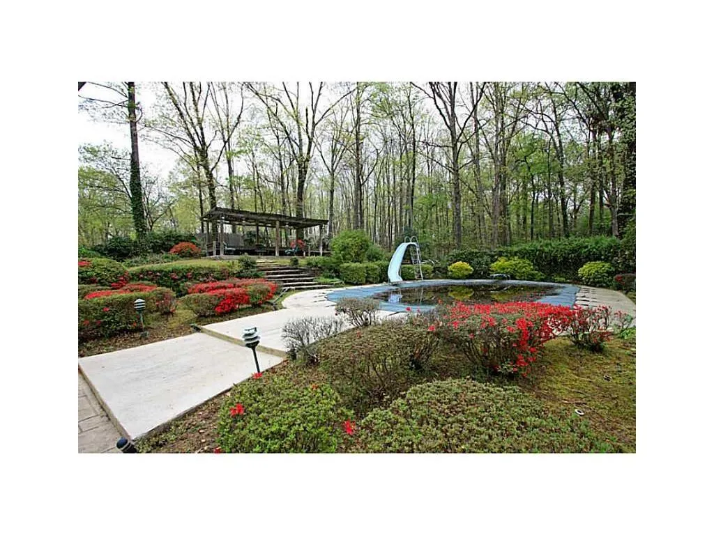 5860 Riverwood Drive, Sandy Springs, Georgia 30328, 6 Bedrooms Bedrooms, ,4 BathroomsBathrooms,Residential,Sold,5860 Riverwood Drive,5743786