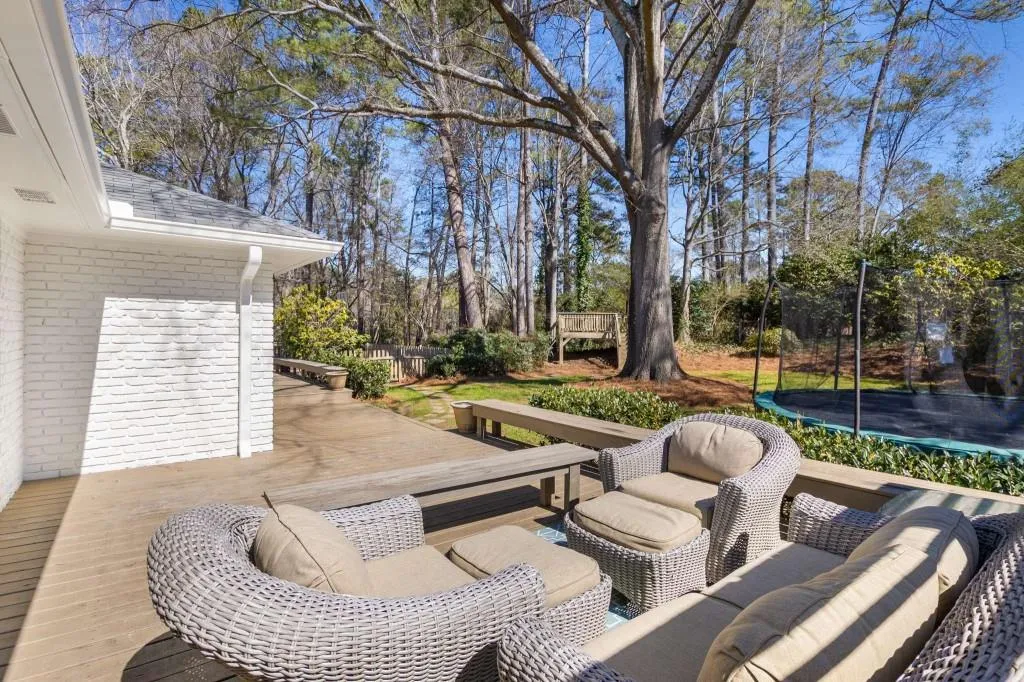 4865 Northway Drive, Atlanta, Georgia 30342, 3 Bedrooms Bedrooms, ,2 BathroomsBathrooms,Residential,Sold,4865 Northway Drive,7531851