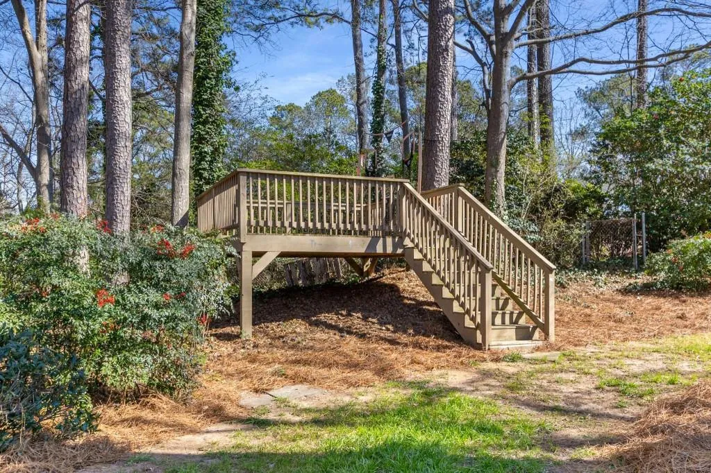 4865 Northway Drive, Atlanta, Georgia 30342, 3 Bedrooms Bedrooms, ,2 BathroomsBathrooms,Residential,Sold,4865 Northway Drive,7531851