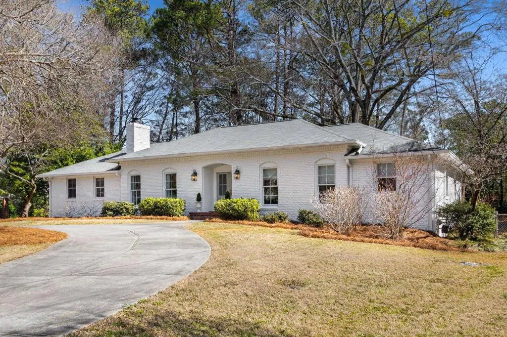 4865 Northway Drive, Atlanta, Georgia 30342, 3 Bedrooms Bedrooms, ,2 BathroomsBathrooms,Residential,Sold,4865 Northway Drive,7531851