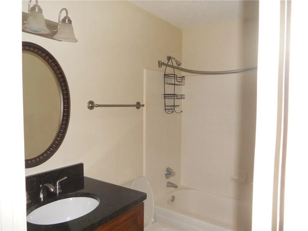 6206 Santa Fe Parkway Unit 6, Sandy Springs, Georgia 30350, 2 Bedrooms Bedrooms, ,2 BathroomsBathrooms,Residential,Sold,6206 Santa Fe Parkway Unit 6,5988535