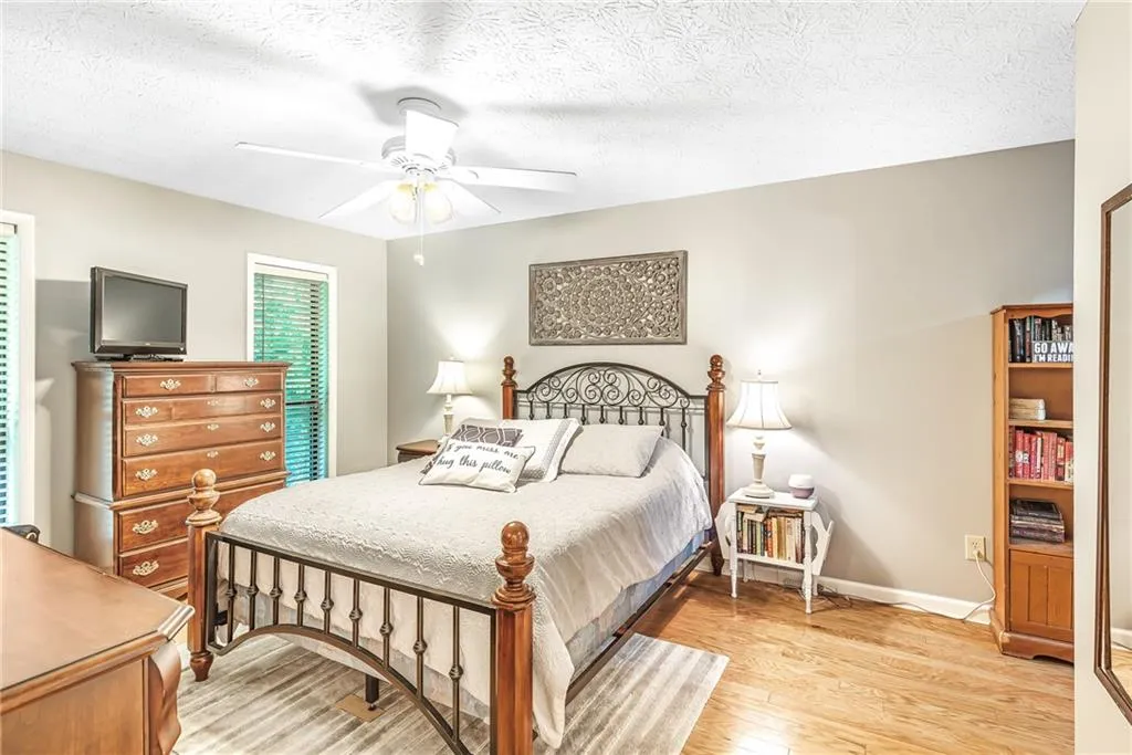 1104 Woodcliff Drive, Atlanta, Georgia 30350, 2 Bedrooms Bedrooms, ,2 BathroomsBathrooms,Residential,Sold,1104 Woodcliff Drive,6945738