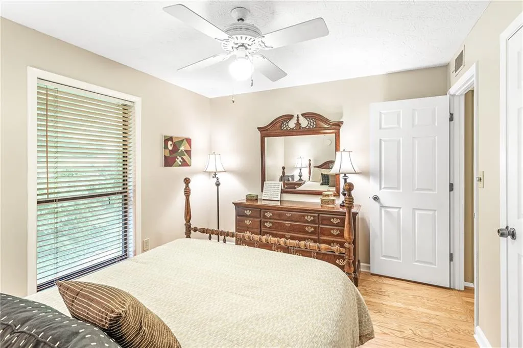1104 Woodcliff Drive, Atlanta, Georgia 30350, 2 Bedrooms Bedrooms, ,2 BathroomsBathrooms,Residential,Sold,1104 Woodcliff Drive,6945738