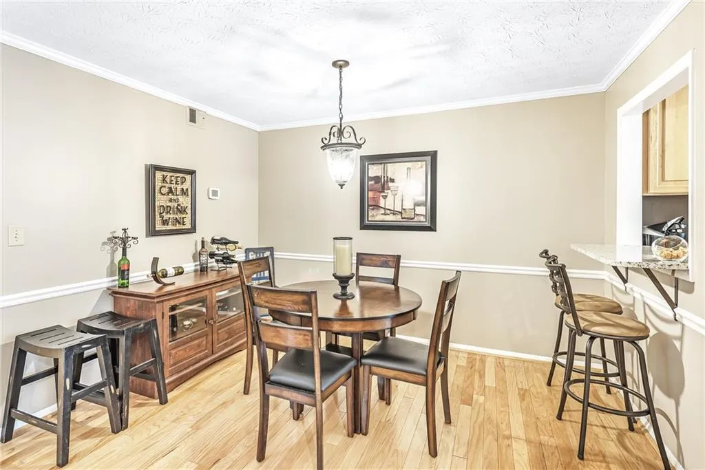 1104 Woodcliff Drive, Atlanta, Georgia 30350, 2 Bedrooms Bedrooms, ,2 BathroomsBathrooms,Residential,Sold,1104 Woodcliff Drive,6945738