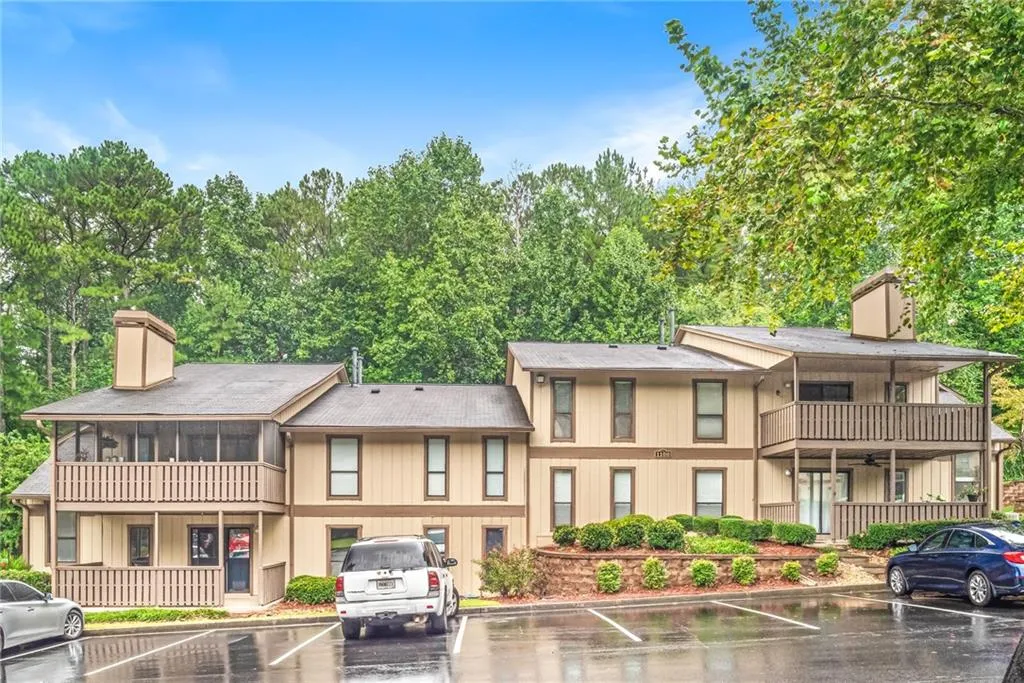1104 Woodcliff Drive, Atlanta, Georgia 30350, 2 Bedrooms Bedrooms, ,2 BathroomsBathrooms,Residential,Sold,1104 Woodcliff Drive,6945738