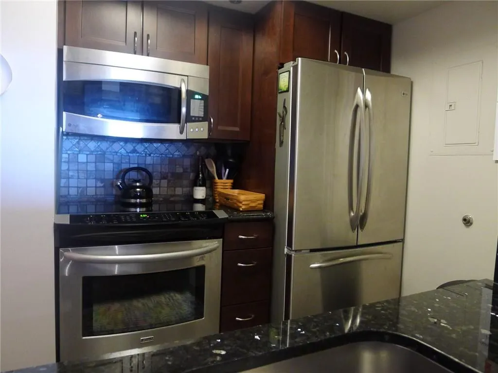 795 Hammond Drive Unit 902, Atlanta, Georgia 30328, 1 Bedroom Bedrooms, ,1 BathroomBathrooms,Residential,Sold,795 Hammond Drive Unit 902,6119306